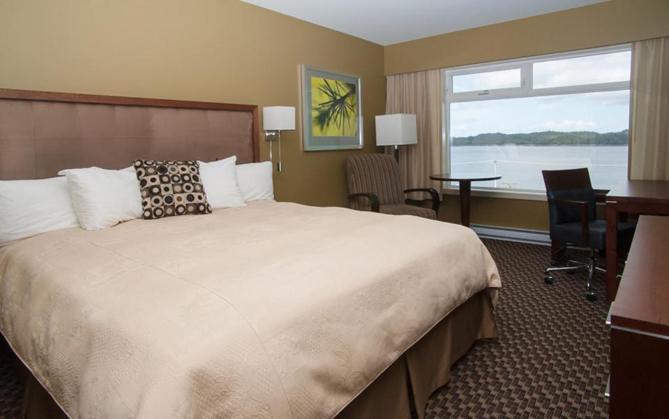 Inn On The Harbour Prince Rupert Buitenkant foto